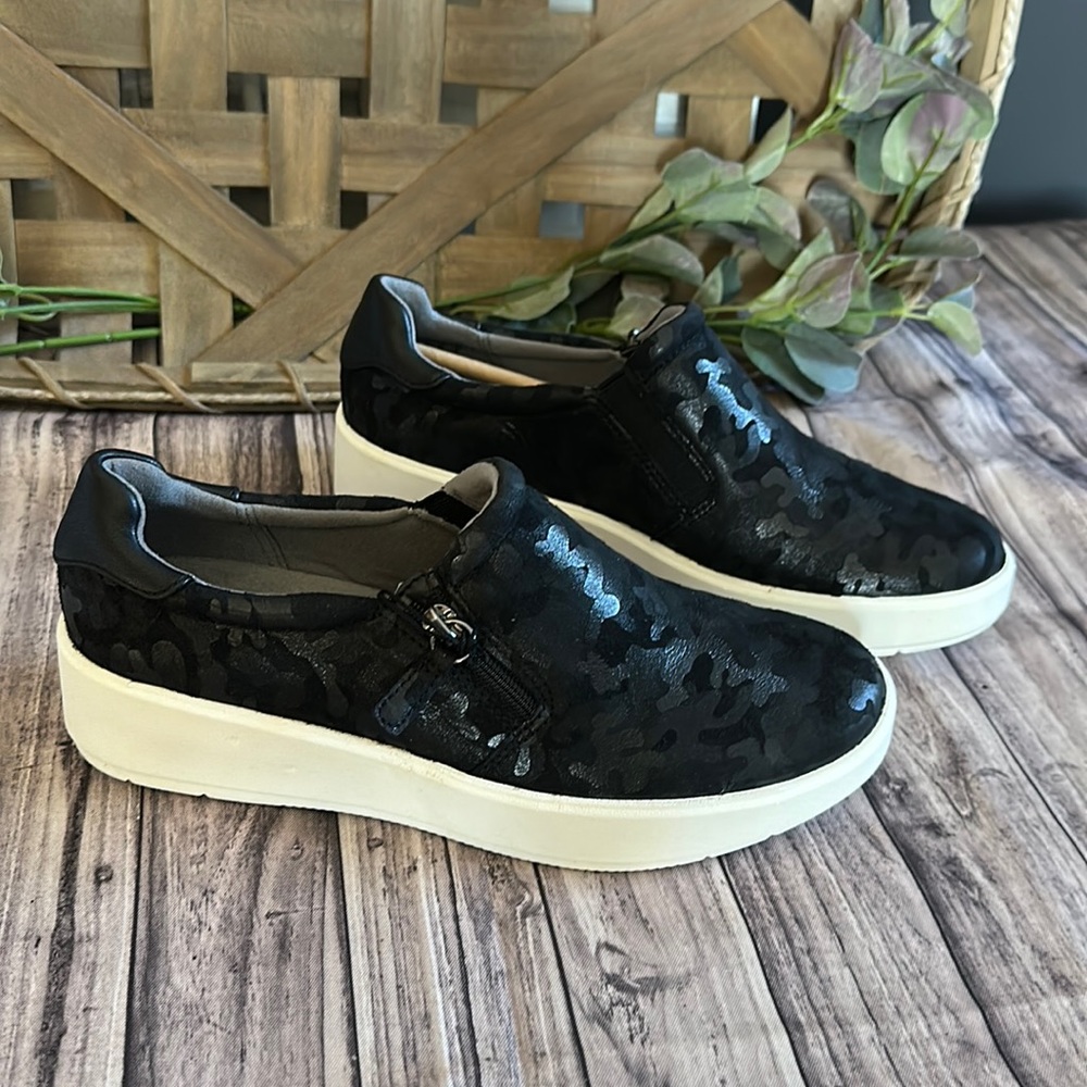 Clarks Collection Slip-On Sneakers - Layton Step black camo